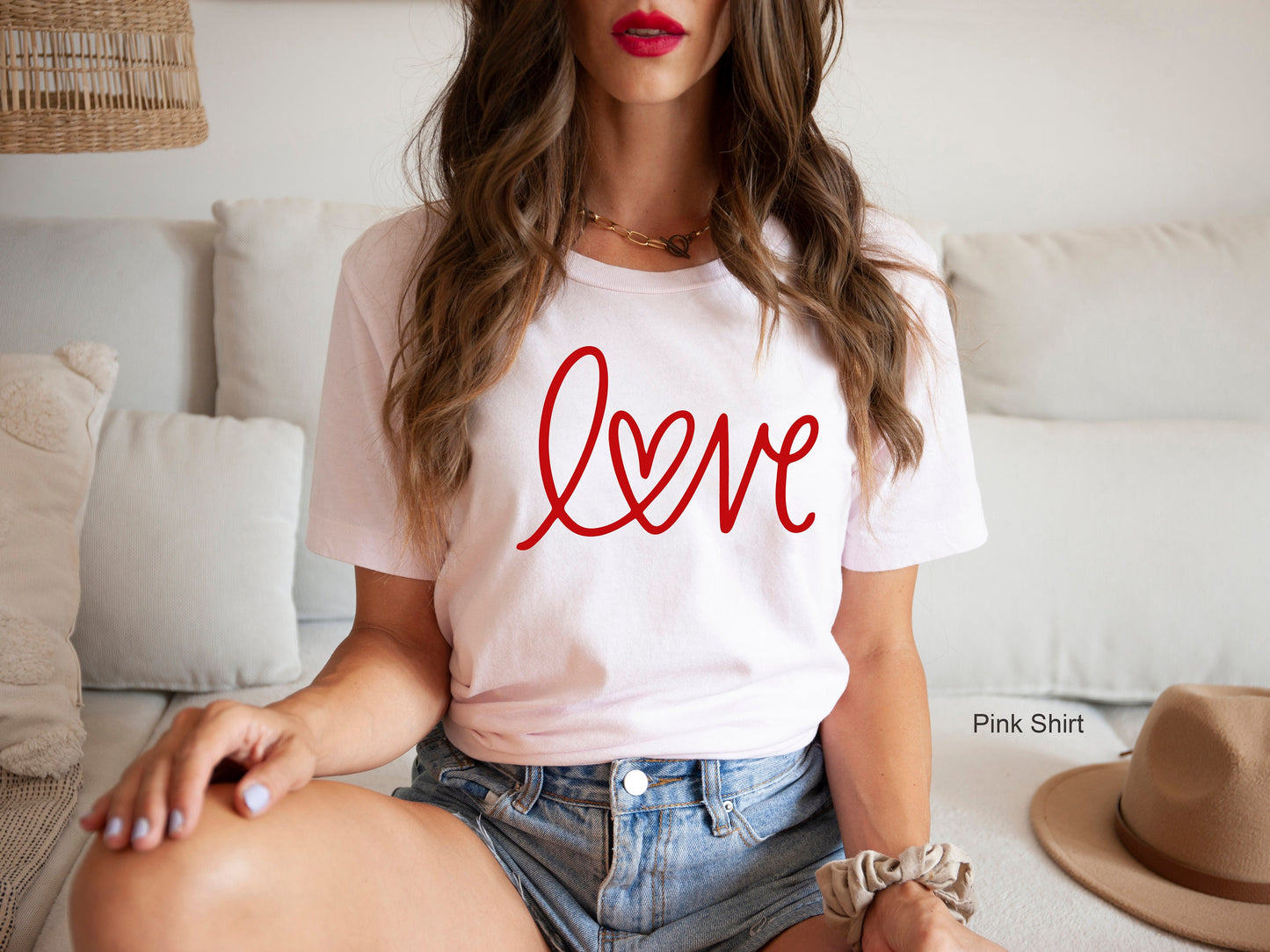 Valentines Day Sweatshirt, Womens Valentines day Gift, Womens Sweatshirt, Love Sweatshirt, Valentines Day Outfit, Heart Sweatshirt, C6453