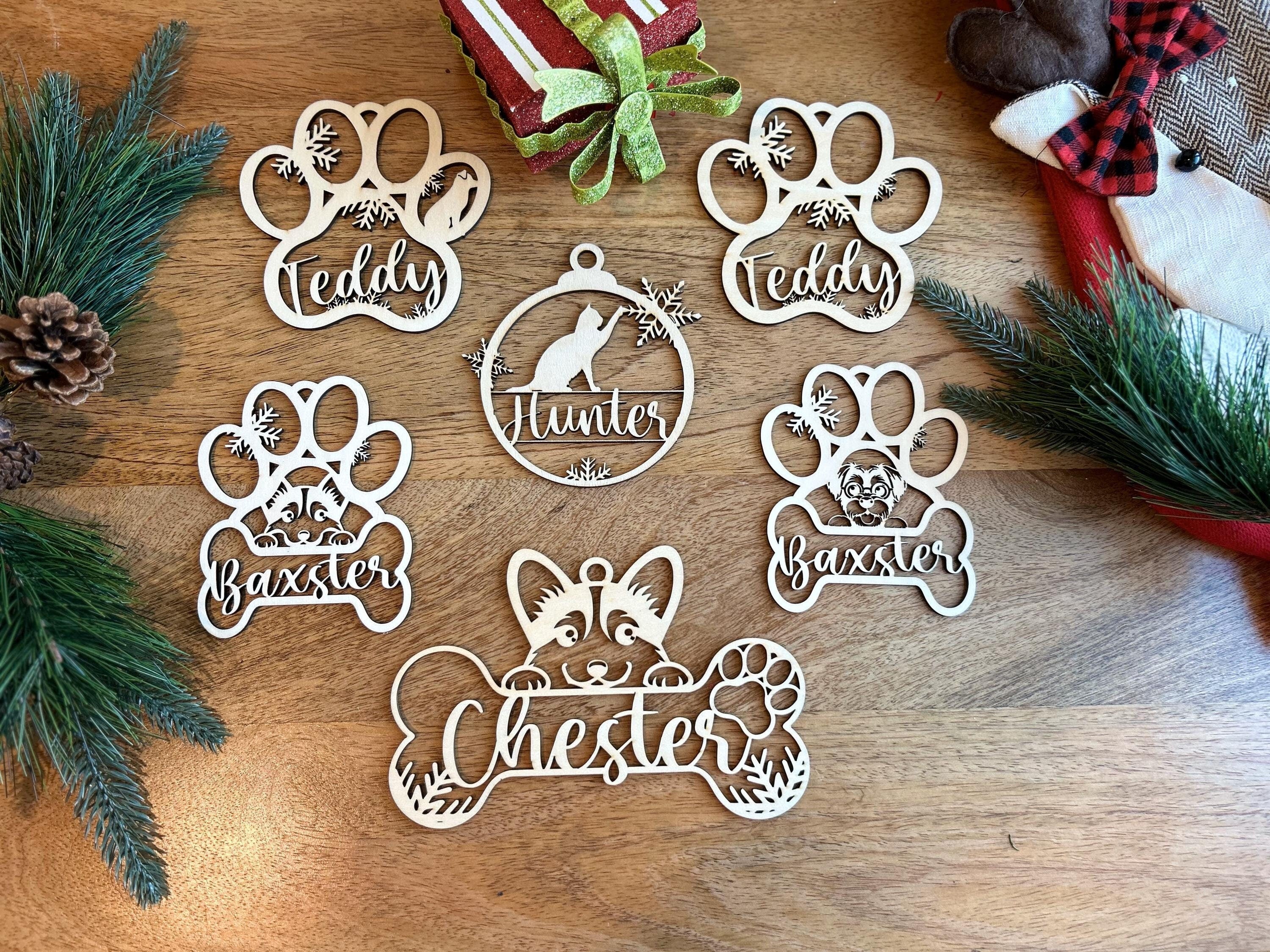 Personalized Dog Paw Ornament, Custom Cat with Name Christmas Ornament, Pet Memorial 2024 Ornament, Christmas Tree  Gift for Dog Mom EOR004