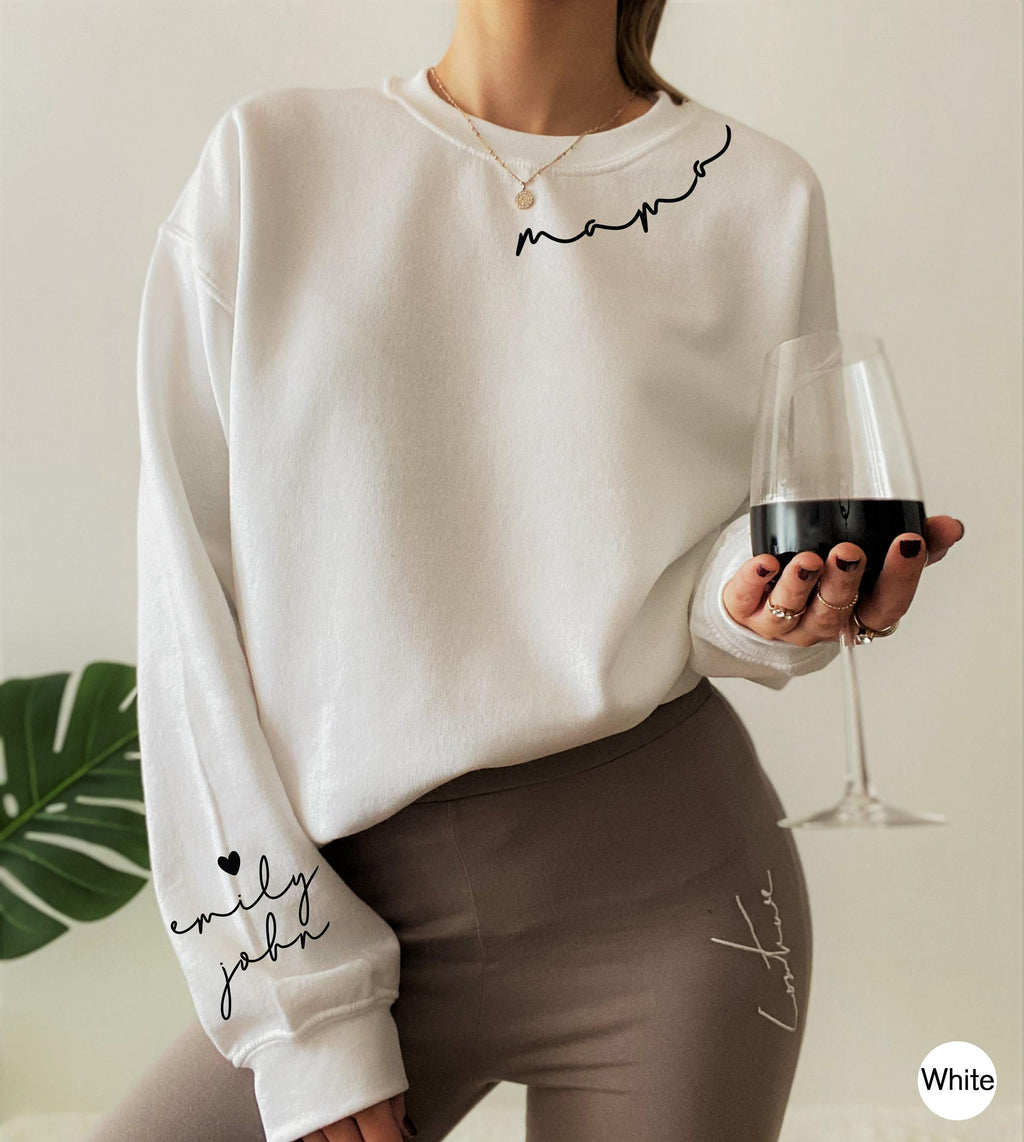 Personalized Mama Sweatshirt, Custom Name Sleeve, Minimal Mom Crewneck, K