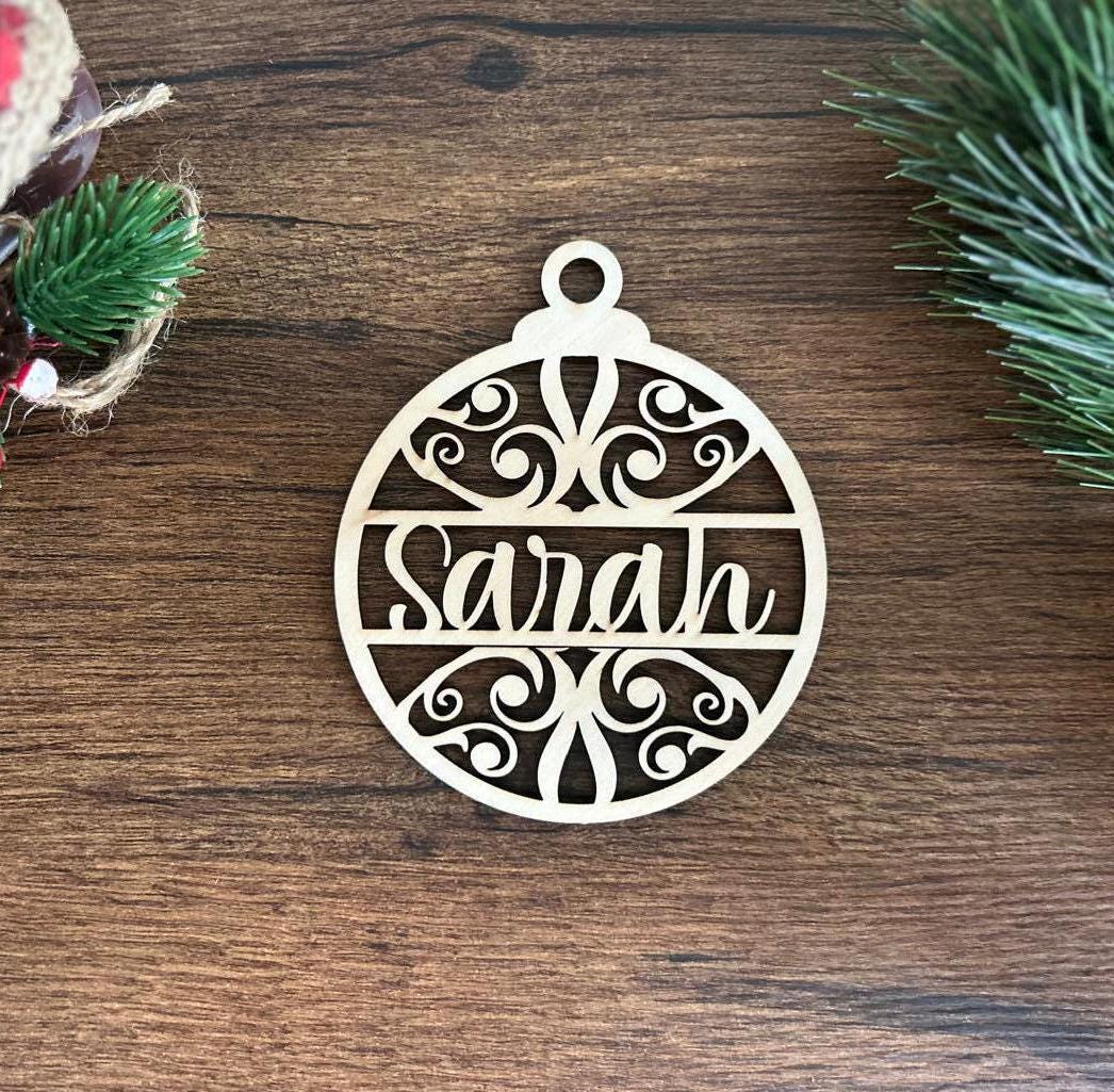 Personalized  Name Christmas Ornament, Custom Christmas Wood Ornament, Xmas  Décor, Family Christmas Ornament, Gift for Christmas
