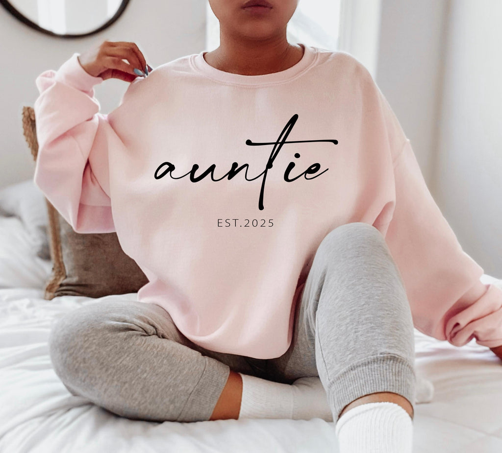 Custom Auntie Sweatshirt, Custom Auntie Est 2025 Shirt, Personalized Auntie Shirt, Custom New Aunt Shirt, Trendy New Aunt Gifts