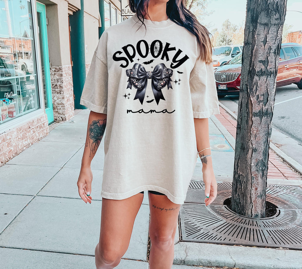 Spooky Mama T-Shirt, Spooky Season Sweatshirts For Woman, Cute Halloween Aesthetic Shirts, Fall Hoodie, Trendy Creepy Season Gifts, E8324,