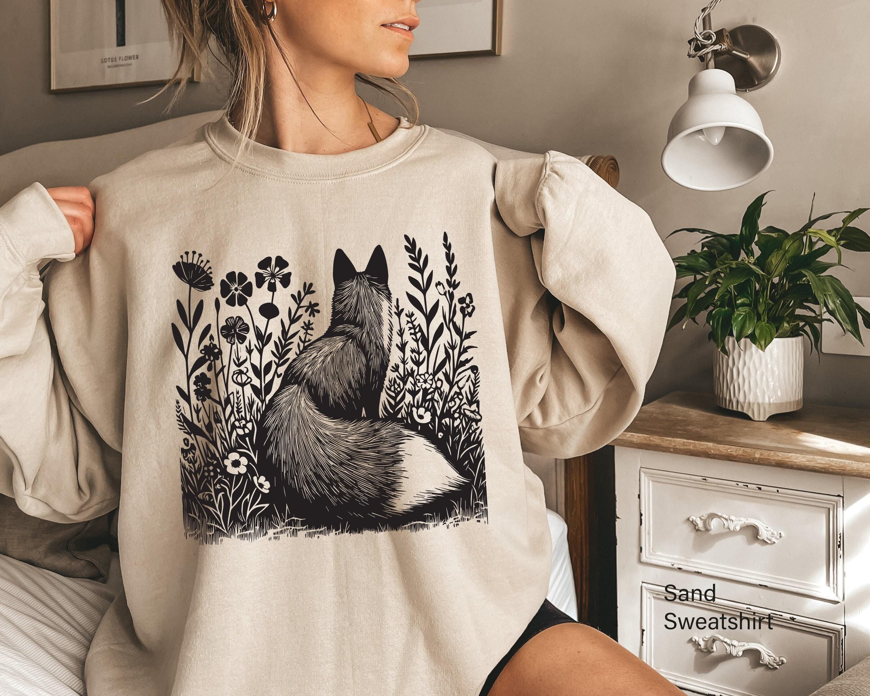 Cottagecore Fox Sweatshirt | Floral Fox Shirt, Forestcore Hoodie, Fairycore Gift, Woodland Animals Sweater, Botanical Fo