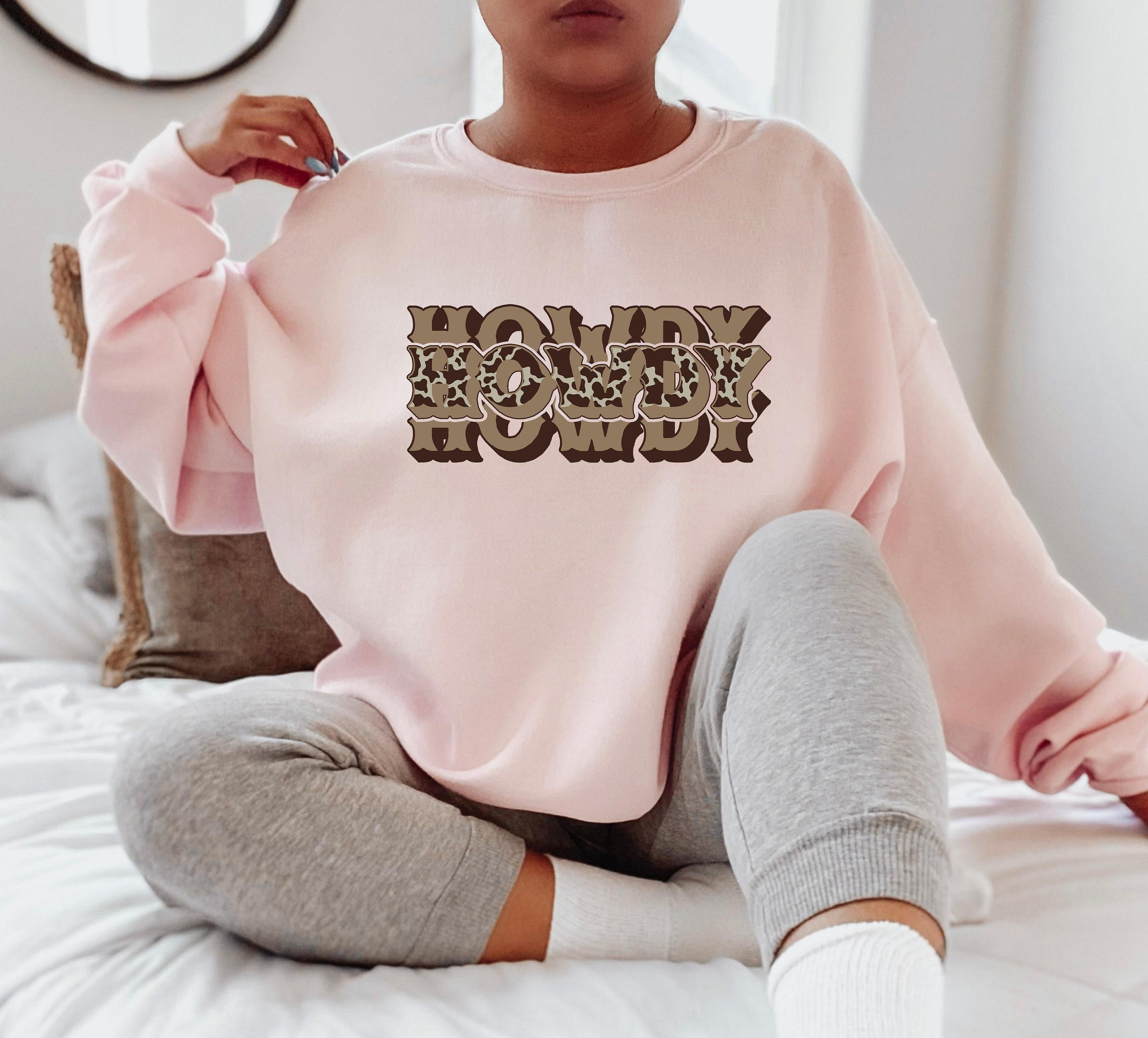 Howdy Sweatshirt, Country Music Shirt, Cowgirl Shirt, Aesthetic Rodeo Shirt, Cowboy T shirt, Country Gifts For Her, Dese