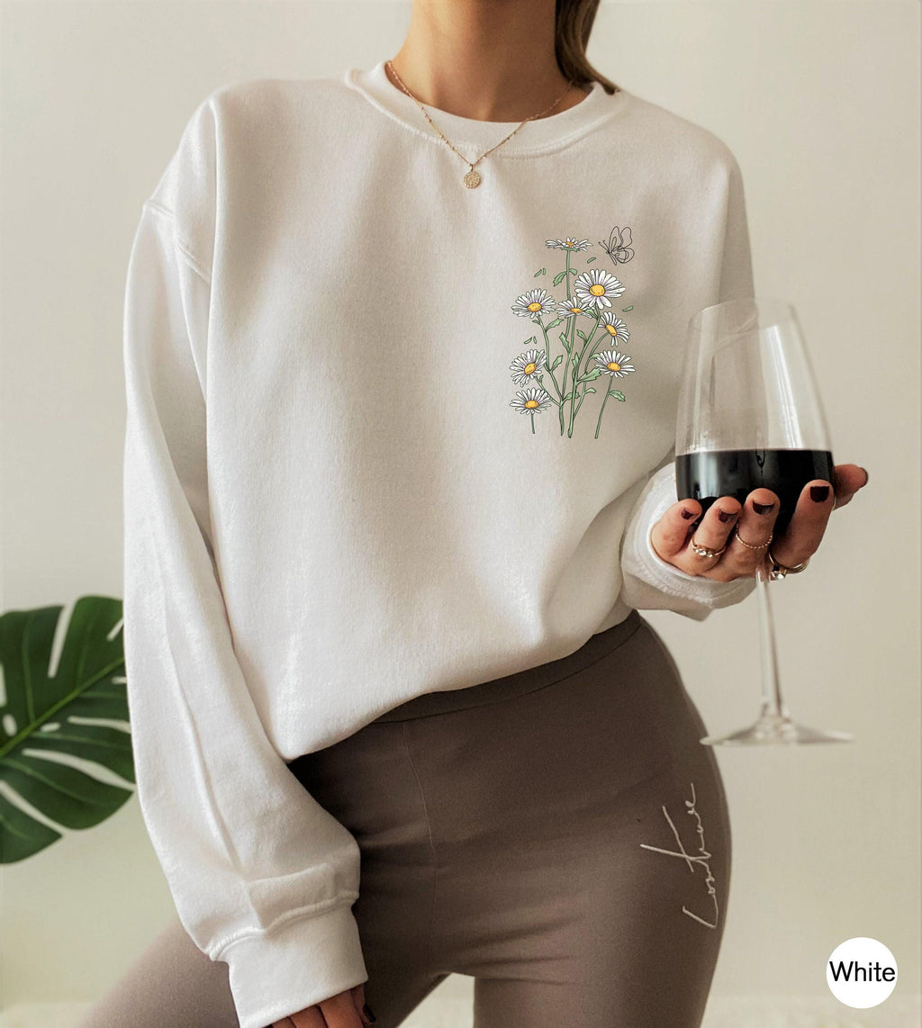 Daisy Garden Sweater, Cute Flowery Hoodie, Flower Sweatshirt, Womens Aesthetic Flower Tshirt, Trendy Fall Sweatshirt, Wildflower Shirt