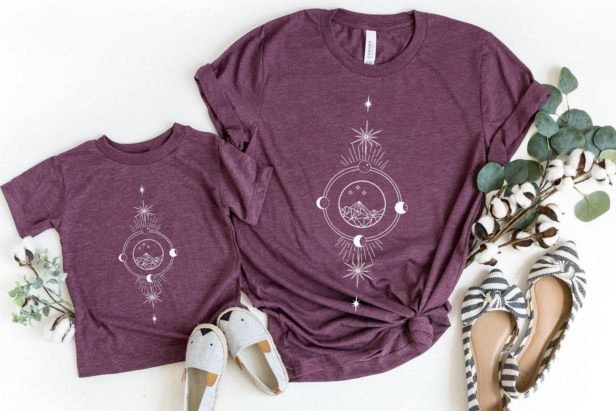 The Night Court Sweatshirt, Acotar Velaris Shirt for Women, Gift for Rhysand Fan Girl, Cute Thorns and Roses Court of Dreams Hoodie