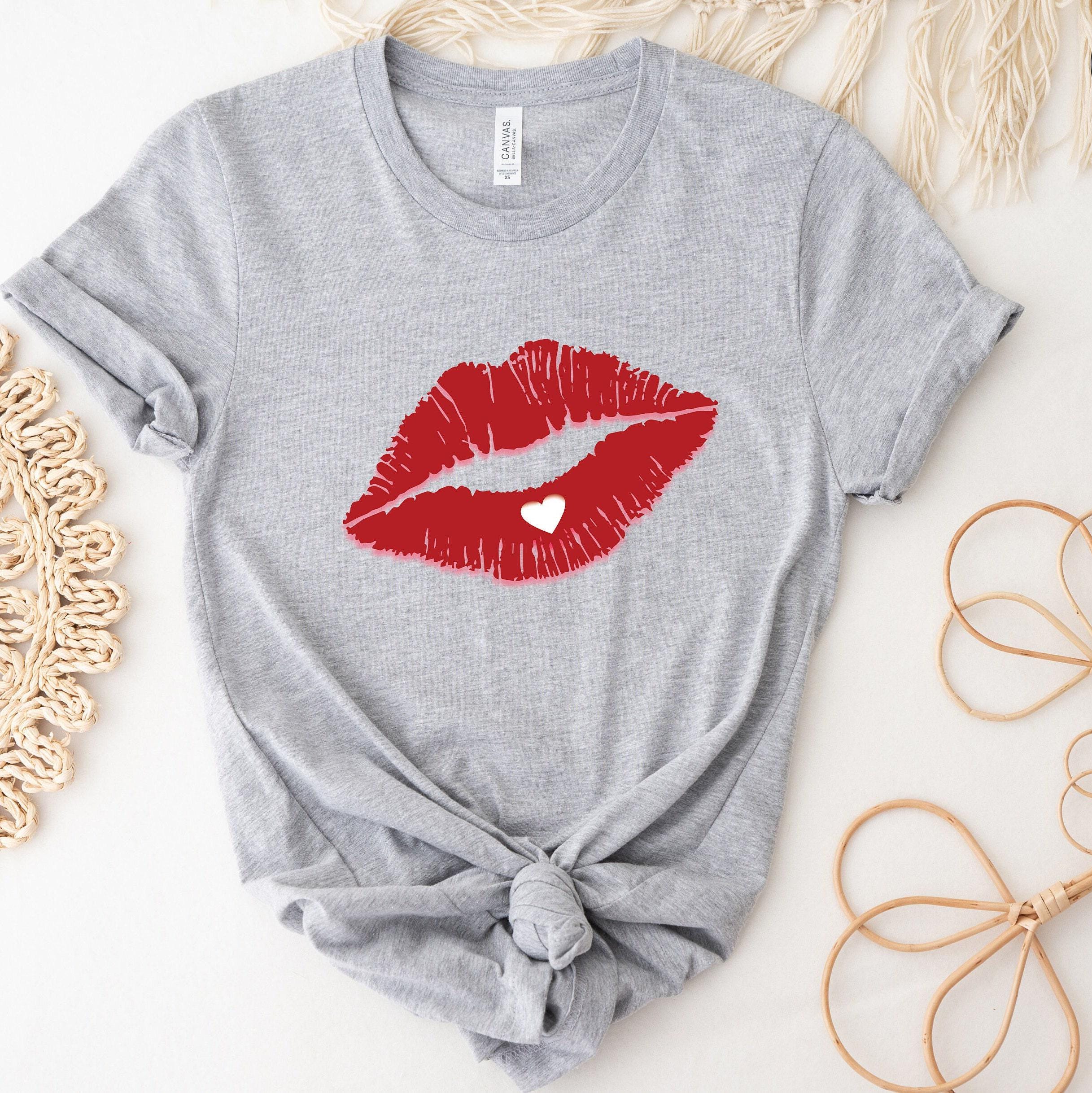 Love Lips Sweatshirt, Cute Lips Shirt For Valentines Day, Trendy Kisses Hoodie, Aesthetic Valentines Day Gift Ideas, Gifts For Women