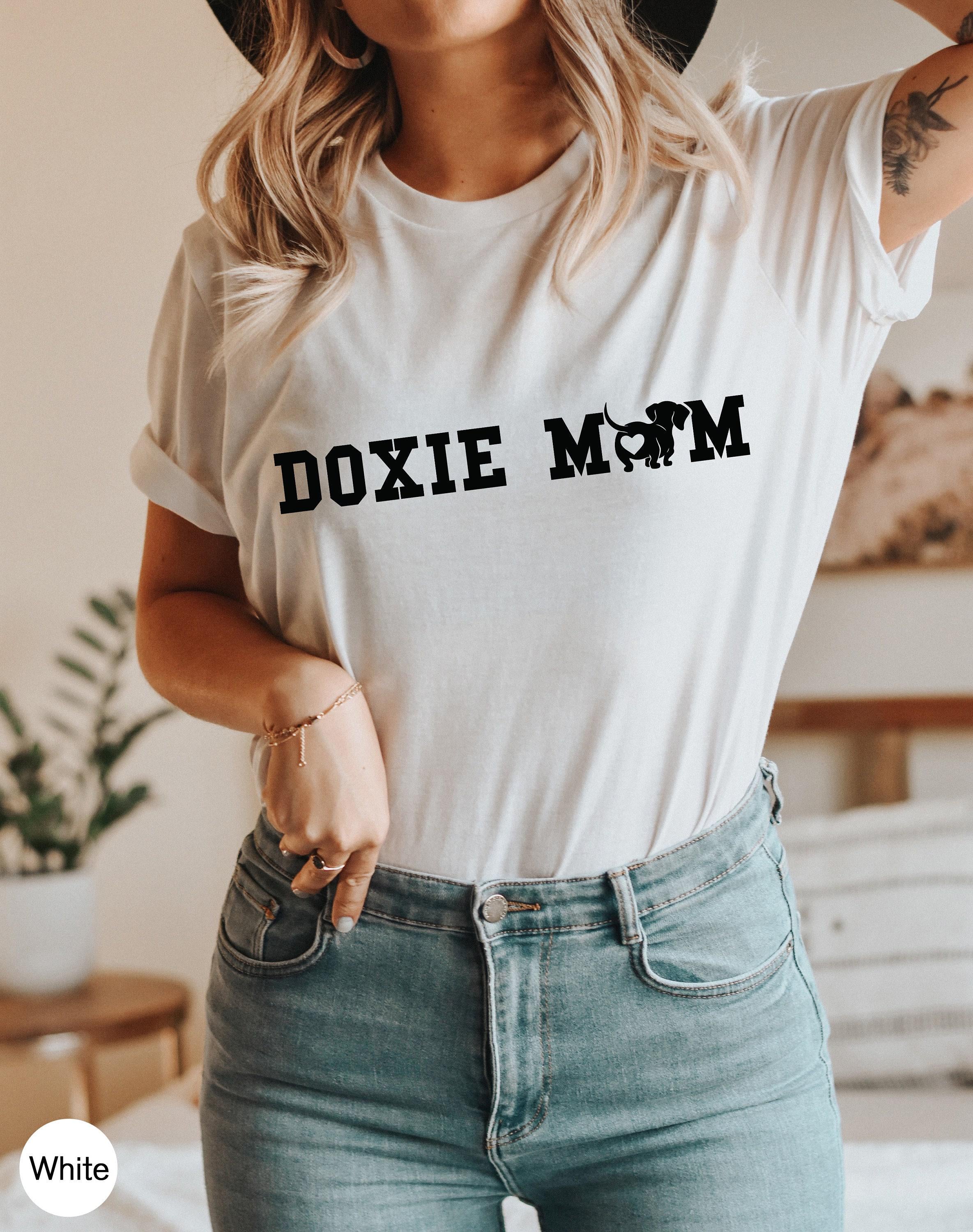 Doxie Mom Sweatshirt, Dachshund Shirt For Women, Dachshund Mom Shirt,  Tshirt, Dog Mom Gift, Dog Gifts For Owners, Wiene