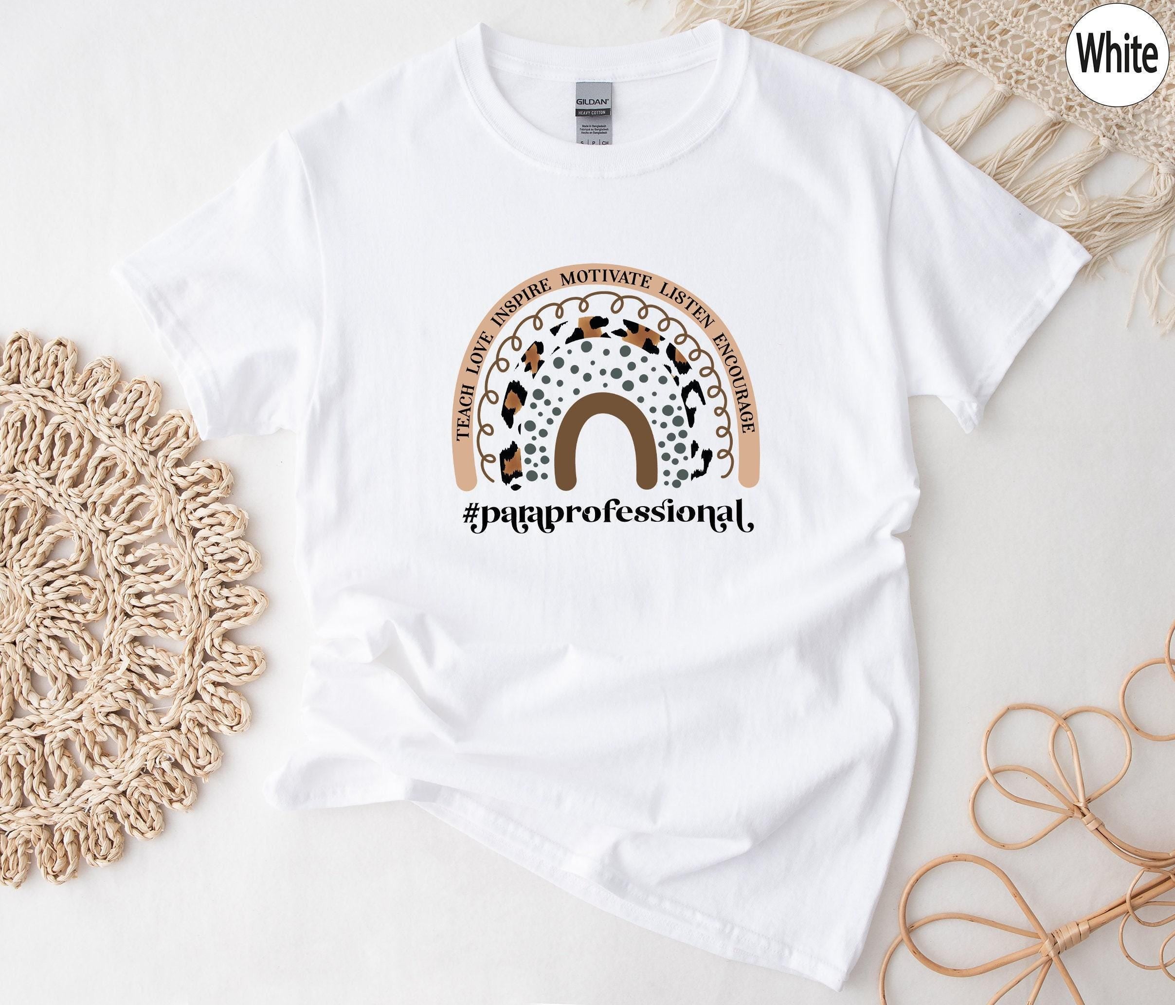 Cute Teacher Aide Shirt | Paraprofessional Shirt, Preppy Paraprofessional Sweatshirt, Para Shirts, Teacher Appreciation Gifts, VSCO Hoodie