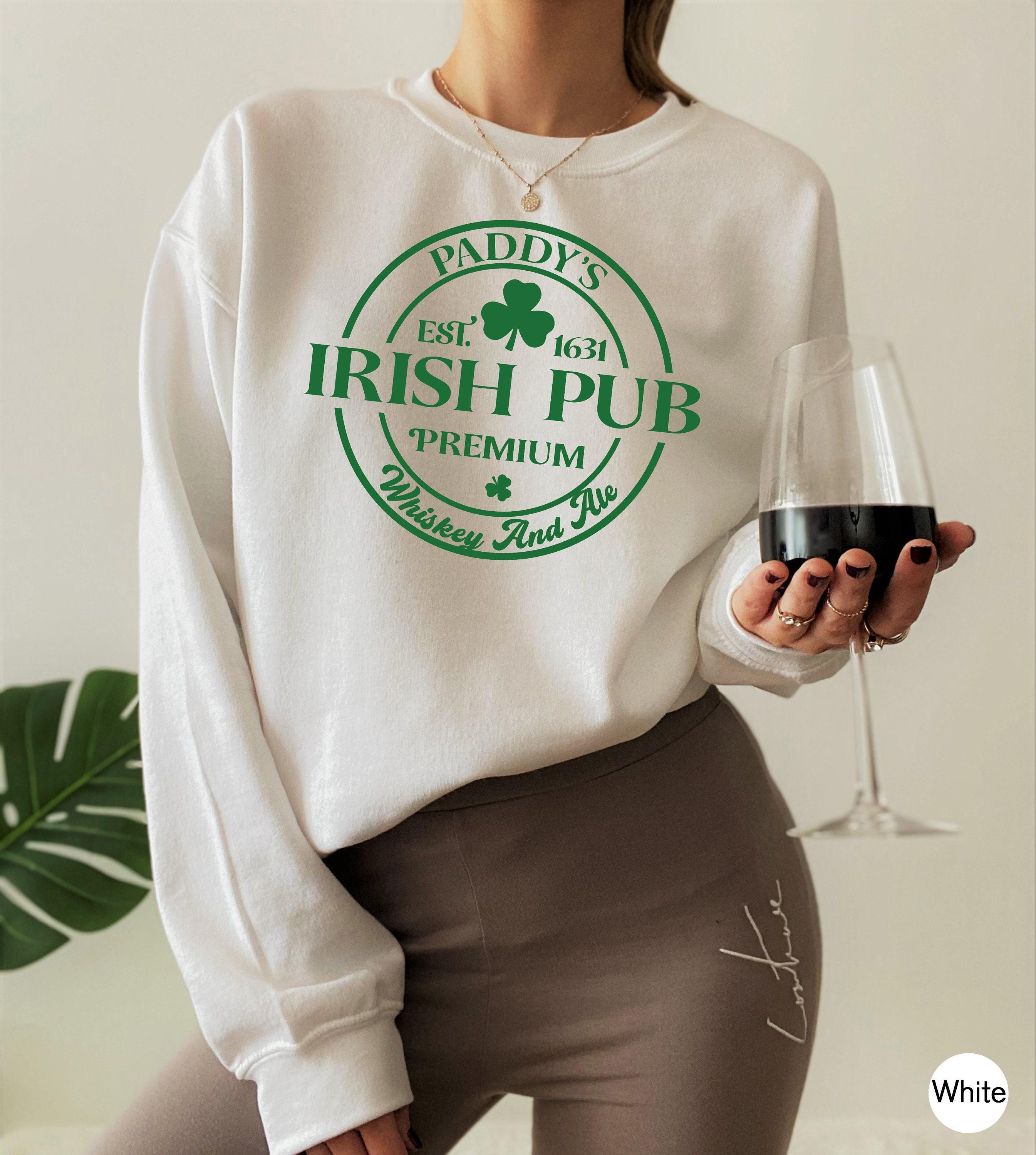 St. Patrick's Day Shirt, Paddy's Irish Pub Shirt, Aesthetic Shamrock Sweatshirt, Slainte Tshirt, Retro Gifts for Beer Lo