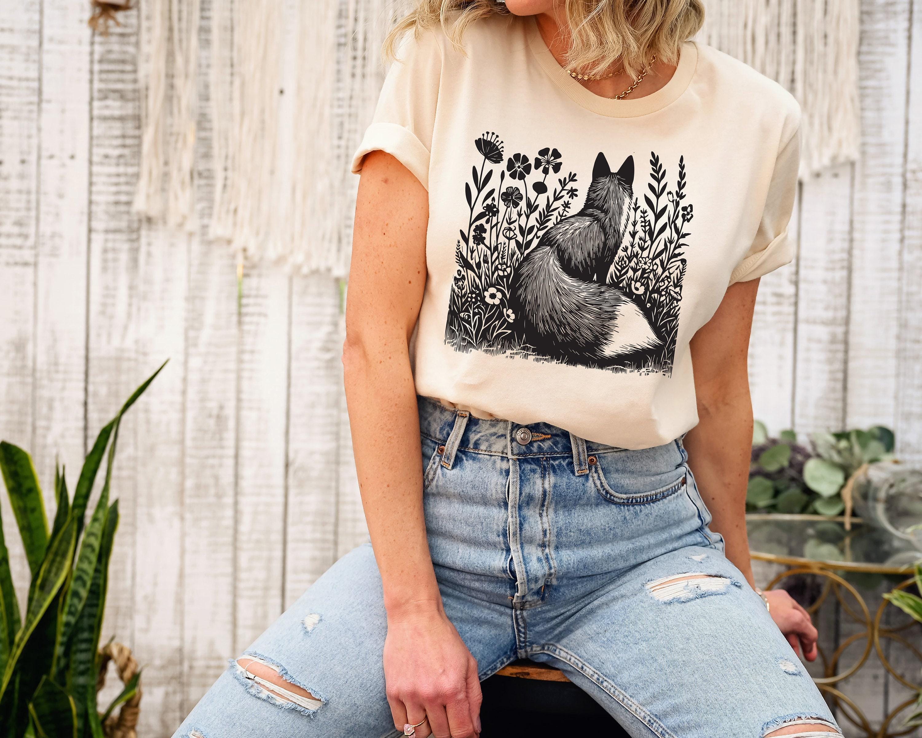Cottagecore Fox Sweatshirt | Floral Fox Shirt, Forestcore Hoodie, Fairycore Gift, Woodland Animals Sweater, Botanical Fo