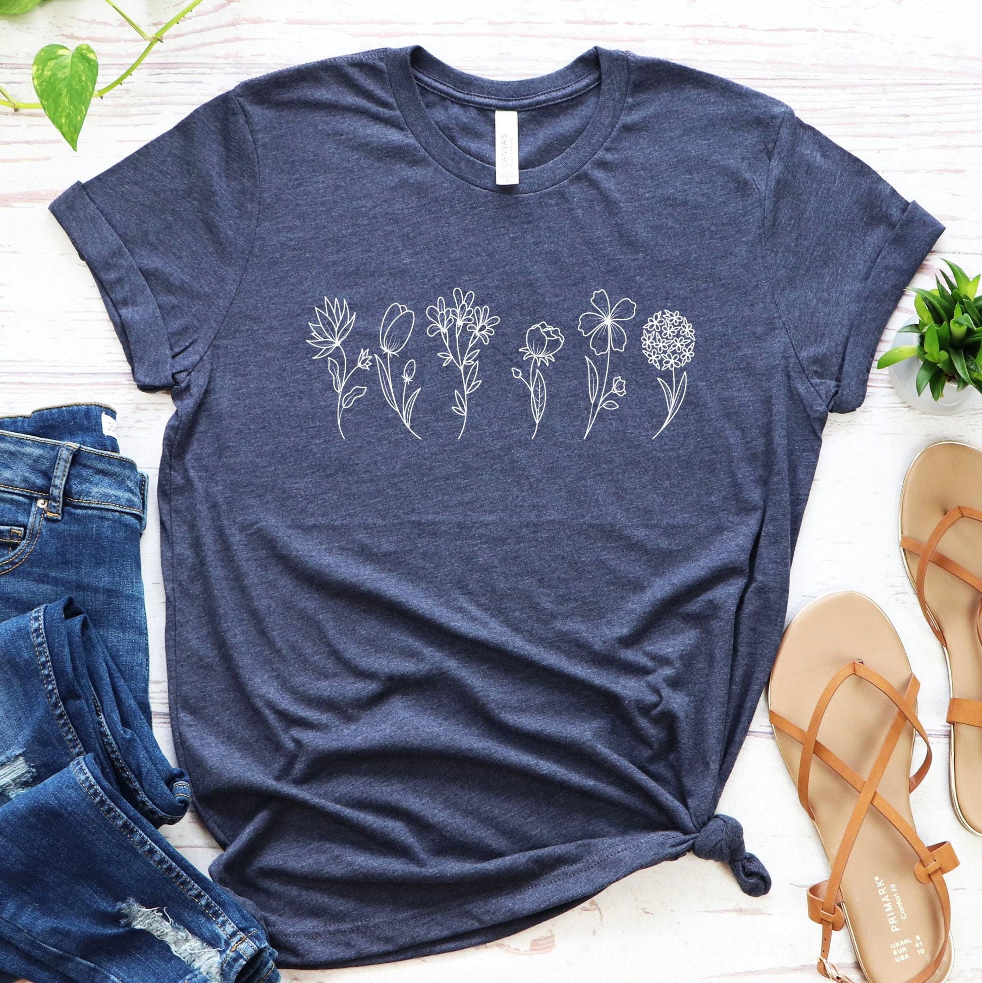 Wildflowers Sweatshirt, Plant Lady Shirt, Flowery Fall Hoodie, Succulent Plants Shirt, Plant Lady Shirt, Plant Lover Gifts For Women