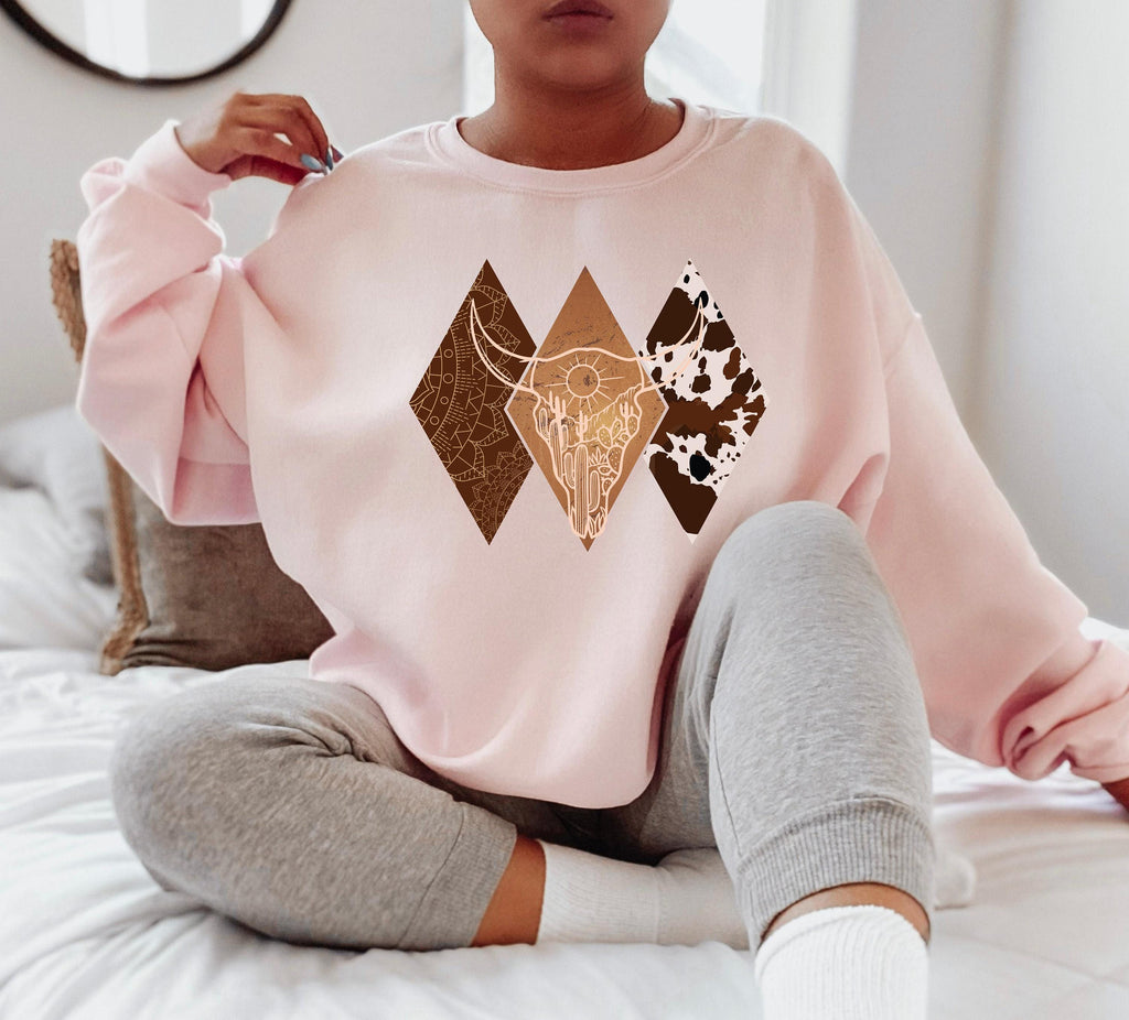 Boho Bull Skull Shirt | Women's Country Shirt, Western Graphic Tee, Trendy Desert Tshirt, Country Concert Tee, Aesthetic Sweatshirt